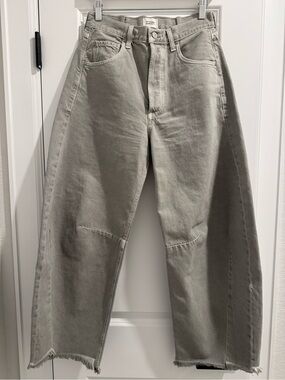 Citizens of Humanity Horseshoe Ami-Rose Barrel Leg Jeans in Sage Green